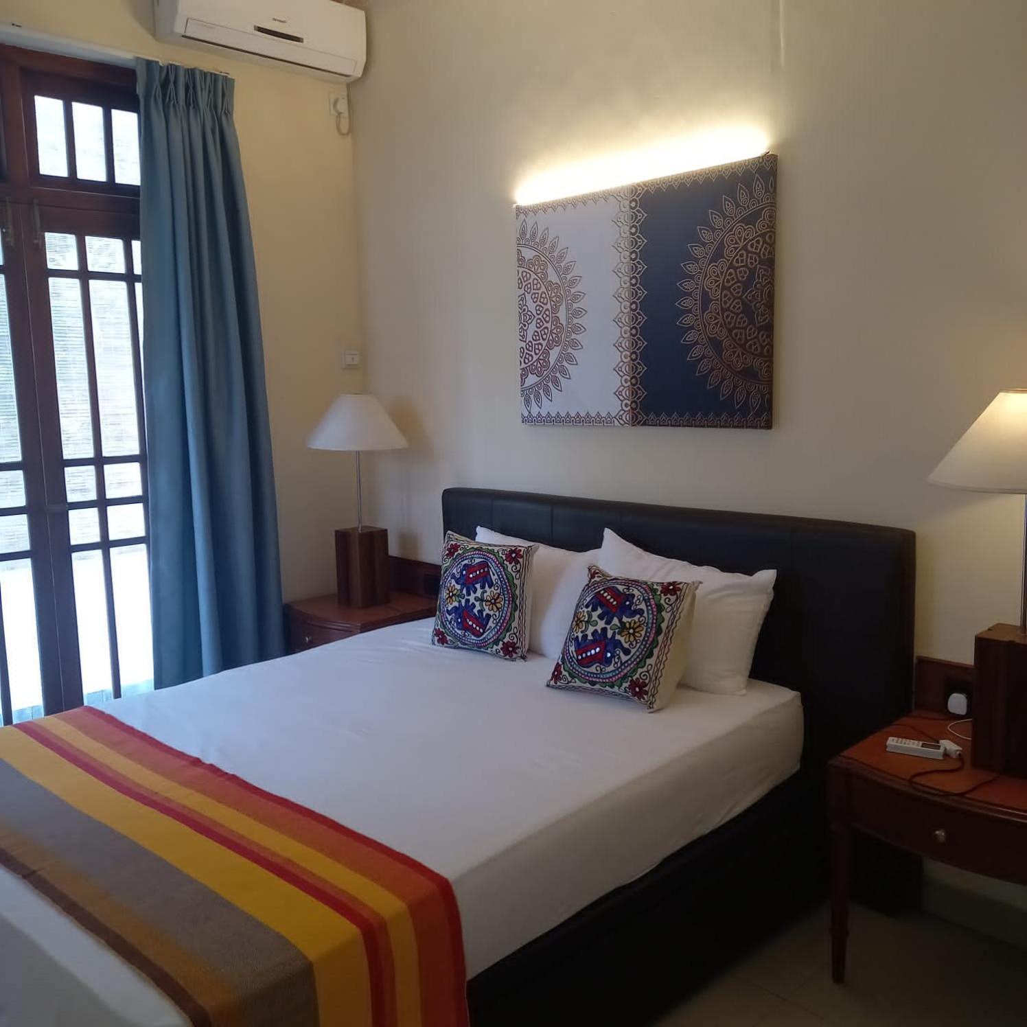 Crown Hills Kandy Inn Buitenkant foto